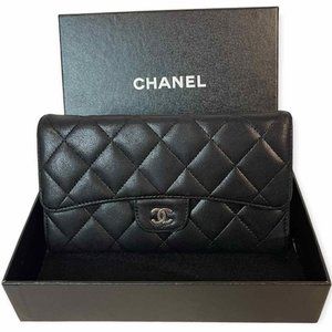 Chanel Wallet on a Chain Black CC